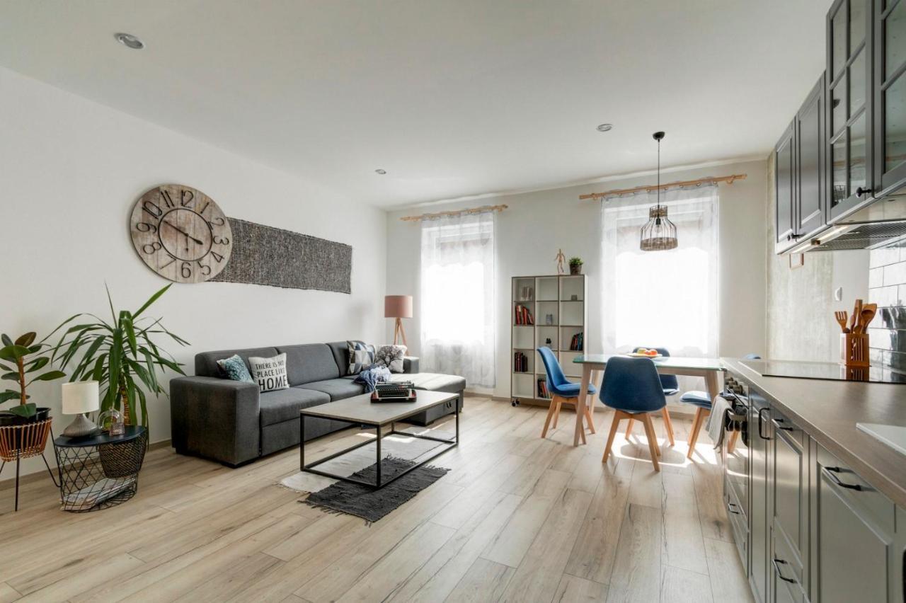 Atosland Appartement Boedapest Buitenkant foto